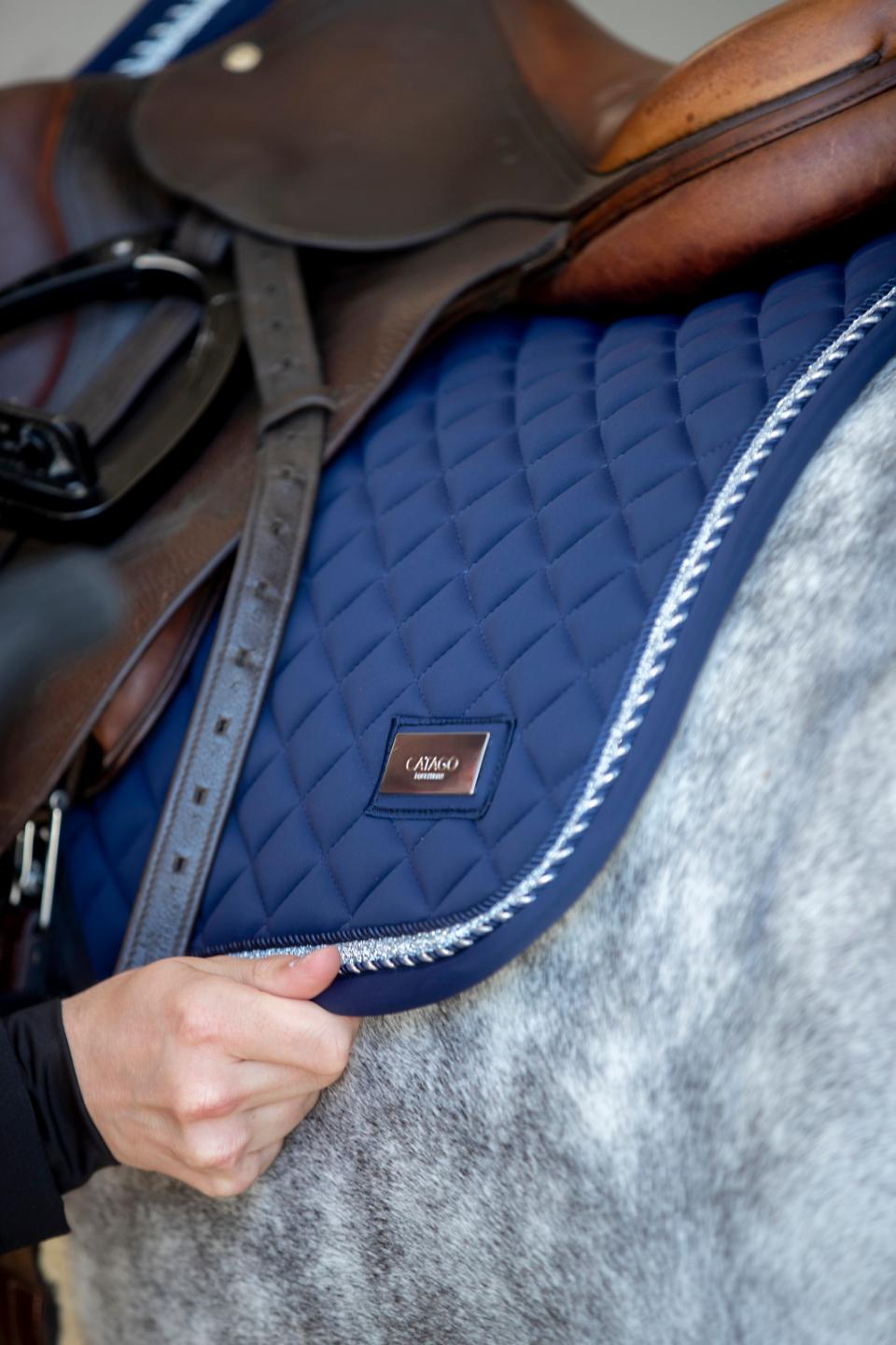 Catago Treasure Underlag Navy Dr16 - Sadelunderlag  - 5701883478485